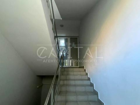 комерційна за адресою Ігорівська вул., 5