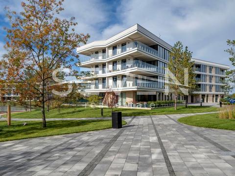 комерційна за адресою Паркова вул., 15