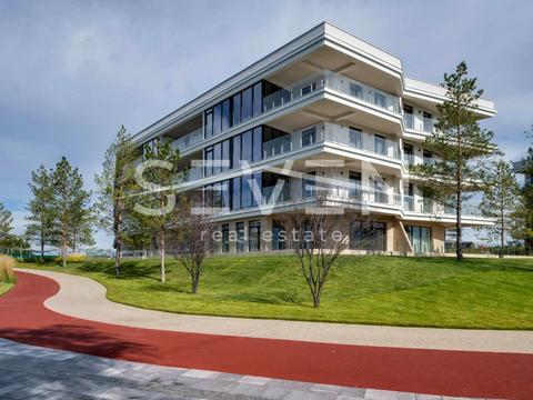 комерційна за адресою Паркова вул., 15