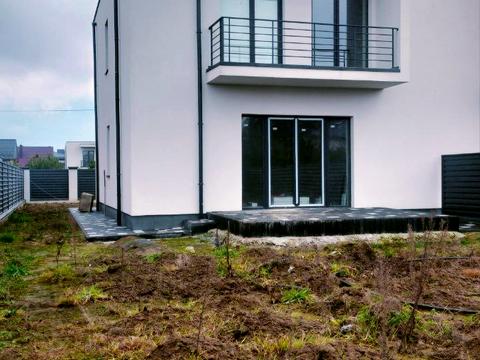 будинок за адресою Кірпи