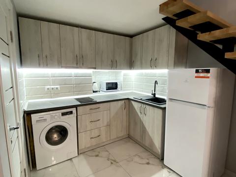 квартира за адресою Марка Кропивницького пл., 4