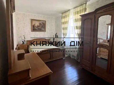 дом по адресу Академіка Шалімова ул., 11