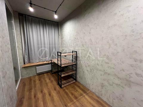 квартира за адресою Зарічна вул., 4