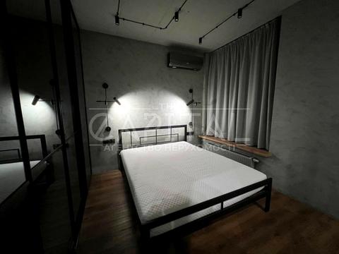 квартира за адресою Зарічна вул., 4