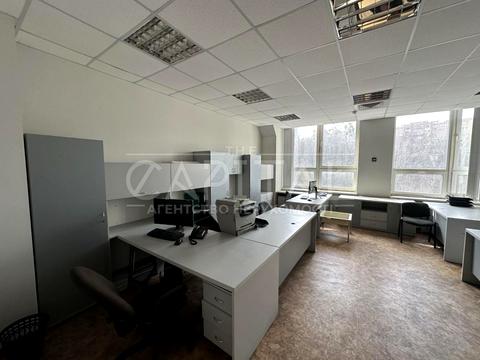 комерційна за адресою Кудрявський узвіз, 3-Б