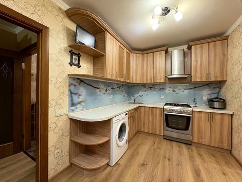 квартира за адресою Андрія Малишка вул. (Льва Толстого), 80