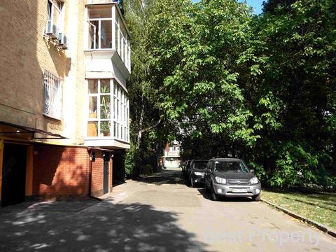 квартира за адресою Київ, Митрофана Довнар-Запольського вул., 4