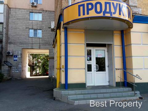 квартира за адресою Київ, Митрофана Довнар-Запольського вул., 4