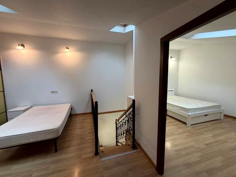 квартира за адресою Берестейської унії пл. (Липнева), 2