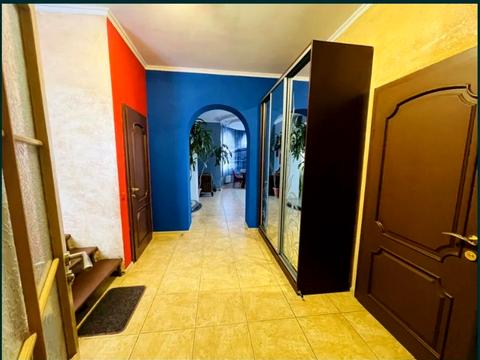 будинок за адресою Виноградна вул.