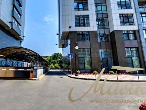 паркоместо по адресу Андрея Верхогляда ул. (Михайла Драгомирова), 3