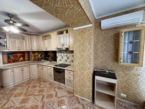 квартира за адресою Чорноморськ (Іллічівськ), Захисників України вул. (1-го Травня), 15