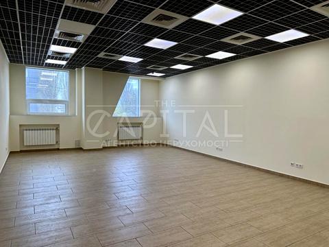 комерційна за адресою Київ, Новокостянтинівська вул., 7