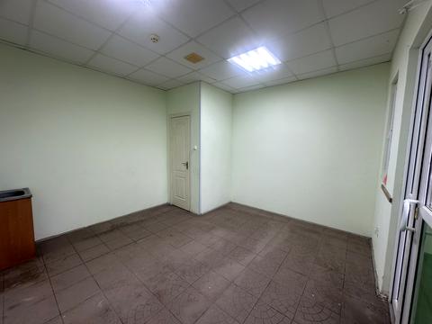 коммерческая по адресу Центральна ул., 1