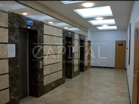 комерційна за адресою Глибочицька вул., 13-5