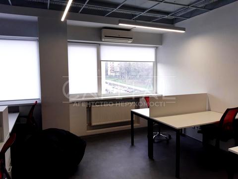 комерційна за адресою Глибочицька вул., 13-5