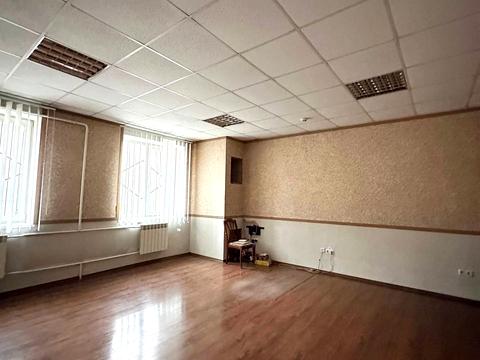 комерційна за адресою Мухи, 5