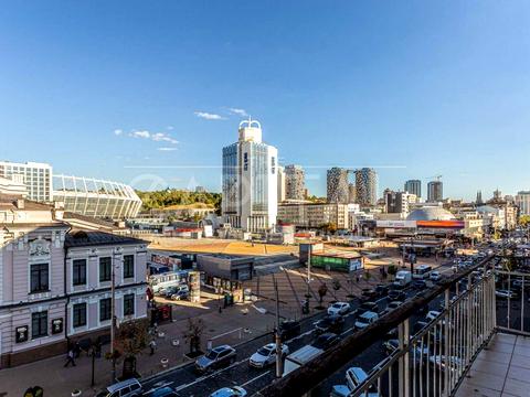 комерційна за адресою Велика Васильківська вул. (Червоноармійська), 60