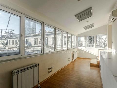 комерційна за адресою Велика Васильківська вул. (Червоноармійська), 60