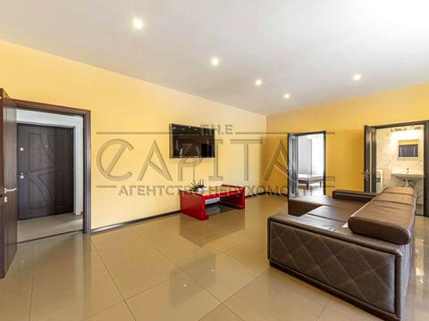 будинок за адресою Київ, Богатирська вул.