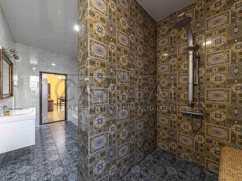 будинок за адресою Київ, Богатирська вул.