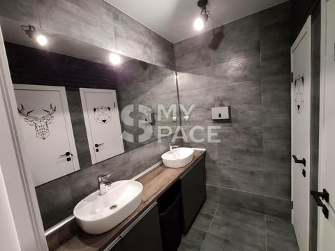 комерційна за адресою Клінічна вул., 23/25