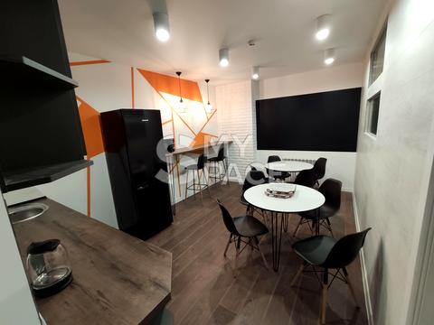 комерційна за адресою Клінічна вул., 23/25