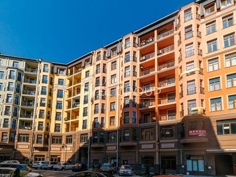 квартира за адресою Дегтярна вул., 18