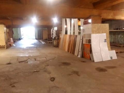 комерційна за адресою Яскрава вул. (Тверська), 1