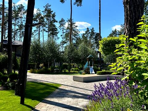 дом по адресу Институтская ул. (Артема)