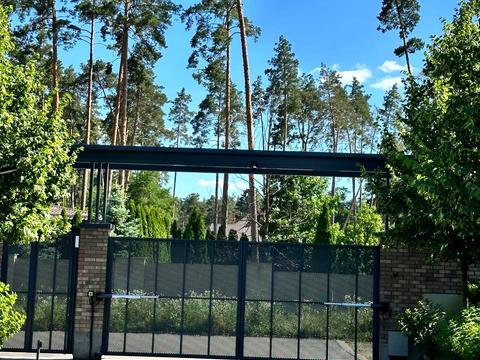 дом по адресу Институтская ул. (Артема)