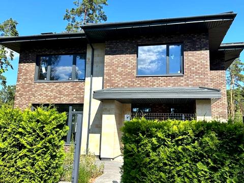 дом по адресу Институтская ул. (Артема)