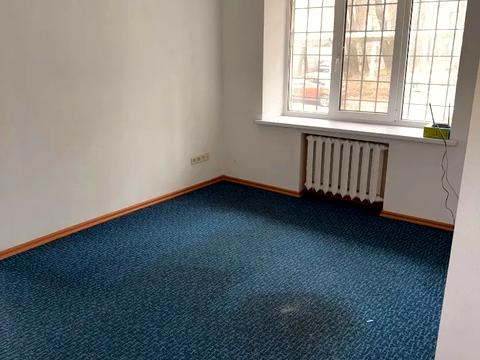 комерційна за адресою Науки просп. (Гагаріна), 145