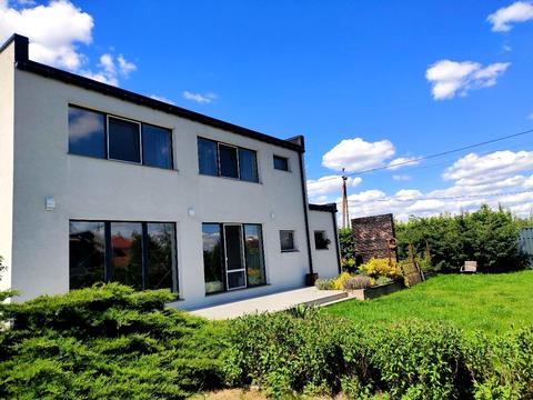 дом по адресу Сонячна, 4