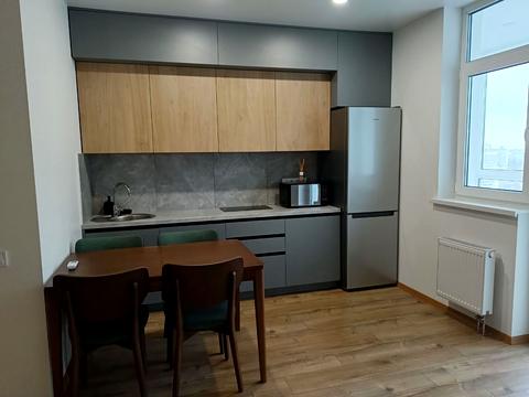 квартира по адресу Ревуцкого ул., 40-Б