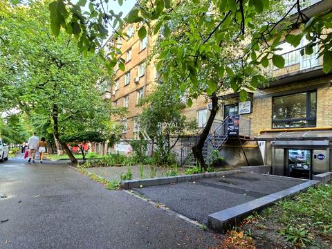 комерційна за адресою Київ, Іоанна Павла II вул. (Патріса Лумумби), 22/21