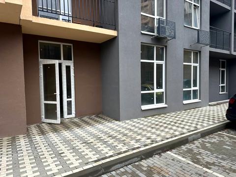 комерційна за адресою Академіка Заболотного вул., 148-Б