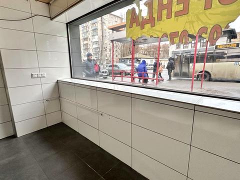 комерційна за адресою Вадима Гетьмана вул., 10/37А