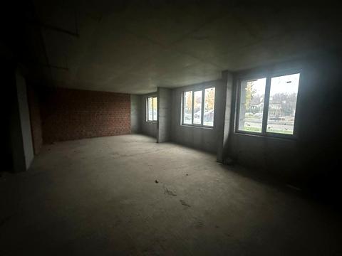 комерційна за адресою Метрологічна вул., 60