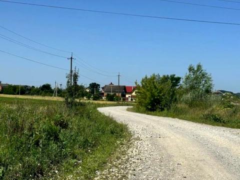 ділянка за адресою с. Підлужжя, 