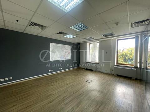 коммерческая по адресу Богдана Хмельницкого ул., 9