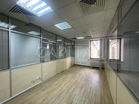 коммерческая по адресу Богдана Хмельницкого ул., 9