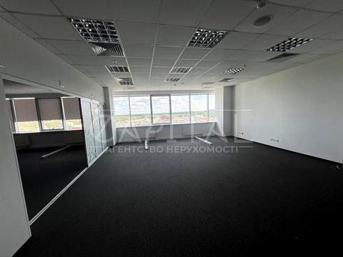 комерційна за адресою Столичне шосе, 103