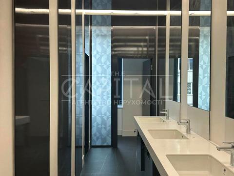 комерційна за адресою Берестейський просп. (Перемоги), 3