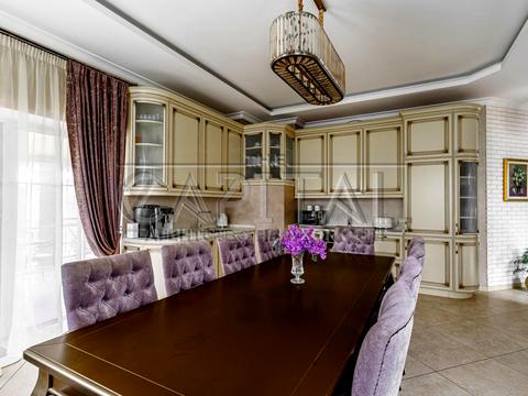 будинок за адресою Центральна вул.