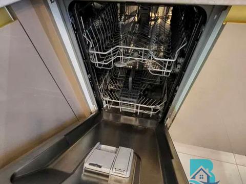 квартира за адресою Михайла Максимовича вул. (Онуфрія Трутенка), 32-Б