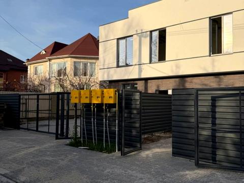 дом по адресу Прорізна