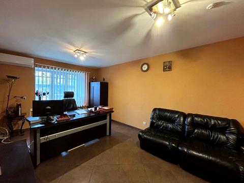 комерційна за адресою центральна, 13