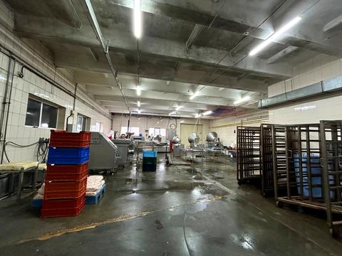 комерційна за адресою центральна, 13