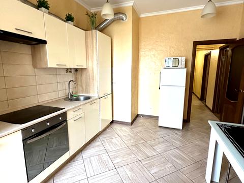 квартира за адресою Перлинна вул., 2